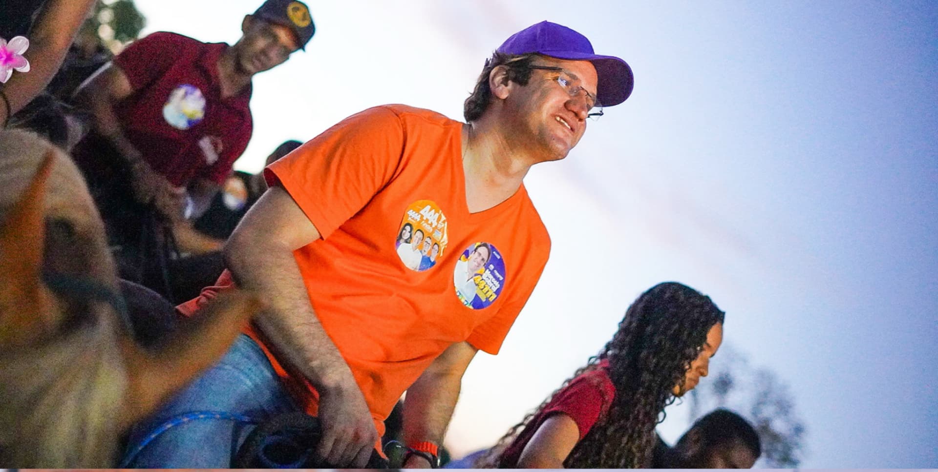 Registro coletivo de participantes da Cavalgada d’Ajuda